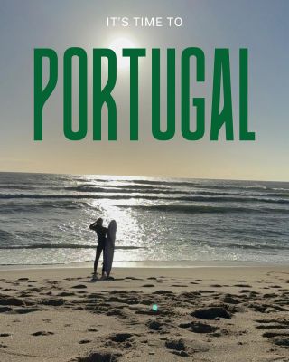 ✨ Portugal vibes ✨ Tip na říjnovou dovolenou👇🏽 Divoké útesy, tajemné jeskyně, mořská voda v barvě smaragdu, surfování při...